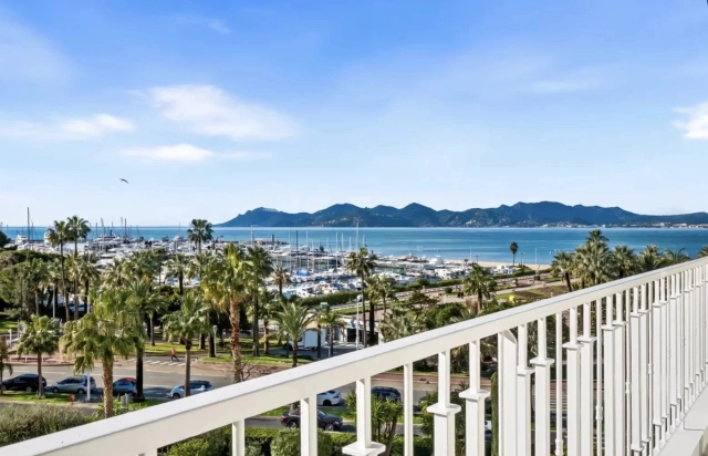 2 Bedroom(s) - 2 Bathroom(s) - 0 m² land for sale in Alpes-Maritimes, Provence-Alpes-Côte-d'Azur, France - FrenchPropertyPortal.com Cannes Area for sale for 2,440,000€ in Alpes-Maritimes, Provence-Alpes-Côte-d'Azur