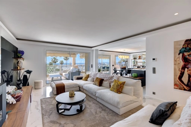 Antibes Area for sale for 2,200,000&euro; in Alpes-Maritimes, Provence-Alpes-Côte-d'Azur