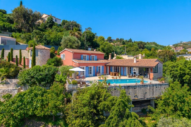 4 Bedroom(s) - 4 Bathroom(s) - 2,054m² land for sale in Alpes-Maritimes, Provence-Alpes-Côte-d'Azur, France - FrenchPropertyPortal.com Cannes Area for sale for 1,475,000€ in Alpes-Maritimes, Provence-Alpes-Côte-d'Azur
