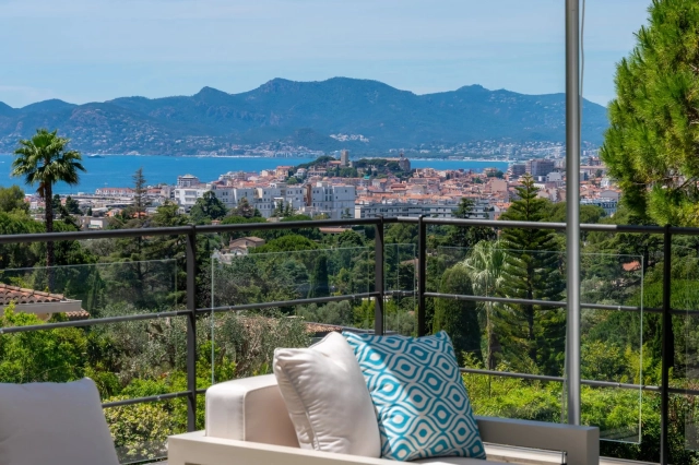 5 Bedroom(s) - 5 Bathroom(s) - 2,630m² land for sale in Alpes-Maritimes, Provence-Alpes-Côte-d'Azur, France - FrenchPropertyPortal.com Cannes Area for sale for 9,850,000€ in Alpes-Maritimes, Provence-Alpes-Côte-d'Azur