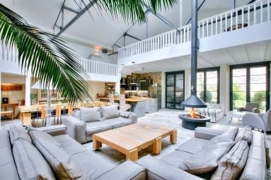 5 Bedroom(s) - 3 Bathroom(s) - 0 m² land for sale in Alpes-Maritimes, Provence-Alpes-Côte-d'Azur, France - FrenchPropertyPortal.com Cannes Area for sale for 2,225,000€ in Alpes-Maritimes, Provence-Alpes-Côte-d'Azur