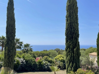7 Bedroom(s) - 4 Bathroom(s) - 6,700m² land for sale in Bouches-du-Rhône, Provence-Alpes-Côte-d'Azur, France - FrenchPropertyPortal.com Marseille & Cote Bleu for sale for 3,144,000€ in Bouches-du-Rhône, Provence-Alpes-Côte-d'Azur