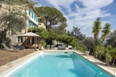 5 Bedroom(s) - 4 Bathroom(s) - 6,293m² land for sale in Alpes-Maritimes, Provence-Alpes-Côte-d'Azur, France - FrenchPropertyPortal.com Mougins, Valbonne, Grasse Area for sale for 1,100,000€ in Alpes-Maritimes, Provence-Alpes-Côte-d'Azur