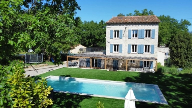 5 Bedroom(s) - 5 Bathroom(s) - 2,000m² land for sale in Var, Provence-Alpes-Côte-d\'Azur, France - FrenchPropertyPortal.com Var Countryside (Fayence, Lorgues, Cotignac) for sale for 695,000€ in Var, Provence-Alpes-Côte-d\'Azur