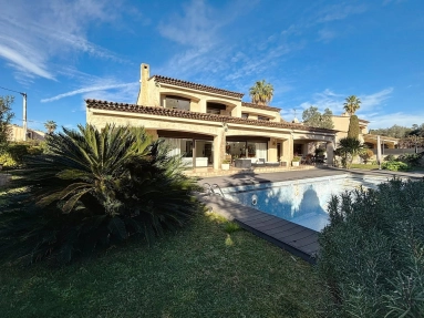 3 Bedroom(s) - 3 Bathroom(s) - 1,200m² land for sale in Alpes-Maritimes, Provence-Alpes-Côte-d'Azur, France - FrenchPropertyPortal.com Antibes Area for sale for 3,700,000€ in Alpes-Maritimes, Provence-Alpes-Côte-d'Azur