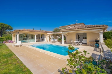 St Raphaël, Ste Maxime Area for sale for 2,950,000&euro; in Var, Provence-Alpes-Côte-d\'Azur
