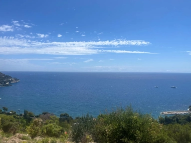 2,907m² land for sale in Alpes-Maritimes, Provence-Alpes-Côte-d'Azur, France - FrenchPropertyPortal.com Villefranche, Cap Ferrat Area for sale for 2,990,000€ in Alpes-Maritimes, Provence-Alpes-Côte-d'Azur