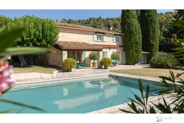 Var Countryside (Fayence, Lorgues, Cotignac) for sale for 975,000&euro; in Var, Provence-Alpes-Côte-d\'Azur