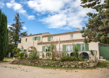 Aix en Provence Area for sale for 1,150,000&euro; in Bouches-du-Rhône, Provence-Alpes-Côte-d'Azur