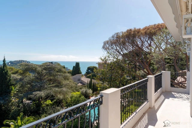 2 Bedroom(s) - 1 Bathroom(s) - 0 m² land for sale in Alpes-Maritimes, Provence-Alpes-Côte-d'Azur, France - FrenchPropertyPortal.com Villefranche, Cap Ferrat Area for sale for 2,480,000€ in Alpes-Maritimes, Provence-Alpes-Côte-d'Azur