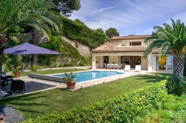3 Bedroom(s) - 3 Bathroom(s) - 0 m² land for sale in Alpes-Maritimes, Provence-Alpes-Côte-d'Azur, France - FrenchPropertyPortal.com Cannes Area for sale for 2,590,000€ in Alpes-Maritimes, Provence-Alpes-Côte-d'Azur