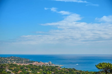 St. Tropez, Grimaud Area for sale for 4,450,000&euro; in Var, Provence-Alpes-Côte-d\'Azur