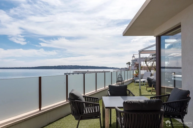 Cannes Area for sale for 2,950,000&euro; in Alpes-Maritimes, Provence-Alpes-Côte-d'Azur