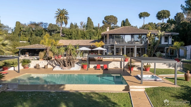 7 Bedroom(s) - 7 Bathroom(s) - 2,485m² land for sale in Alpes-Maritimes, Provence-Alpes-Côte-d'Azur, France - FrenchPropertyPortal.com Cannes Area for sale for 6,900,000€ in Alpes-Maritimes, Provence-Alpes-Côte-d'Azur