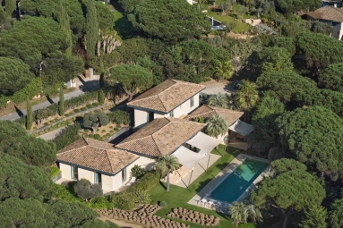 6 Bedroom(s) - 6 Bathroom(s) - 3,794m² land for sale in Var, Provence-Alpes-Côte-d\'Azur, France - FrenchPropertyPortal.com St. Tropez, Grimaud Area for sale for 6,990,000€ in Var, Provence-Alpes-Côte-d\'Azur