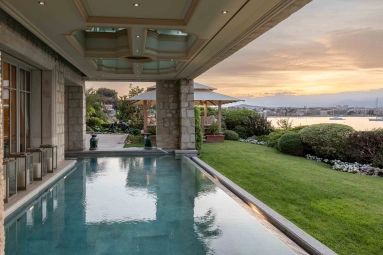 5 Bedroom(s) - 5 Bathroom(s) - 700m² land for sale in Alpes-Maritimes, Provence-Alpes-Côte-d'Azur, France - FrenchPropertyPortal.com Antibes Area for sale for 17,000,000€ in Alpes-Maritimes, Provence-Alpes-Côte-d'Azur
