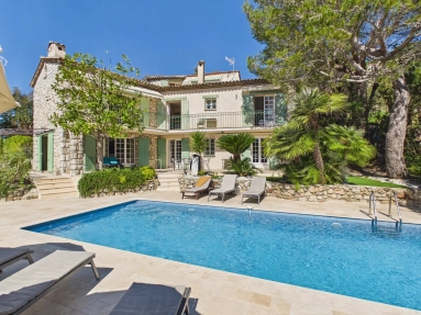 9 Bedroom(s) - 8 Bathroom(s) - 1,700m² land for sale in Alpes-Maritimes, Provence-Alpes-Côte-d'Azur, France - FrenchPropertyPortal.com Cannes Area for sale for 1,495,000€ in Alpes-Maritimes, Provence-Alpes-Côte-d'Azur