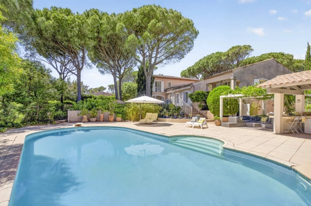 St Raphaël, Ste Maxime Area for sale for 1,850,000&euro; in Var, Provence-Alpes-Côte-d\'Azur