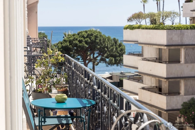 2 Bedroom(s) - 2 Bathroom(s) - 0 m² land for sale in Alpes-Maritimes, Provence-Alpes-Côte-d'Azur, France - FrenchPropertyPortal.com Cannes Area for sale for 2,400,000€ in Alpes-Maritimes, Provence-Alpes-Côte-d'Azur