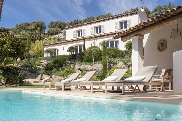 5 Bedroom(s) - 3 Bathroom(s) - 2,500m² land for sale in Alpes-Maritimes, Provence-Alpes-Côte-d'Azur, France - FrenchPropertyPortal.com Vence, St. Paul Area for sale for 2,490,000€ in Alpes-Maritimes, Provence-Alpes-Côte-d'Azur