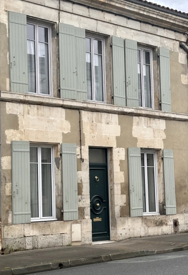 Maison de ville à St Jean d'Angély for sale for 198,000&euro; in Charente-Maritime, Poitou-Charentes