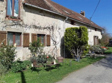 5 Bedroom(s) - 0 m² land for sale in Haute-Vienne, Limousin, France - FrenchPropertyPortal.com For Sale Period Country Property with Pool near Le Dorat. for sale for 247,565€ in Haute-Vienne, Limousin