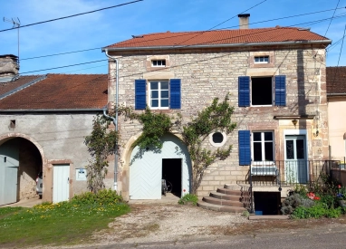 Renovated 4-bedroom fermette for sale in Haute-Saône for sale for 180,000€ in Haute-Saône, Franche-Comté