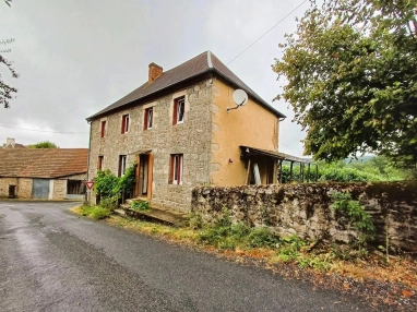 2 Bedroom(s) - 0 m² land for sale in Puy-de-Dôme, Auvergne, France - FrenchPropertyPortal.com For sale: house with large garden in green setting (63) for sale for 79,800€ in Puy-de-Dôme, Auvergne