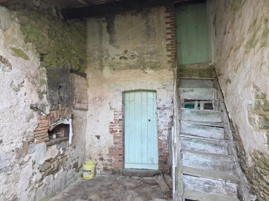 For Sale Renovation Project in Dompierre-Les-Eglises - 87 for sale for 20,000&euro; in Haute-Vienne, Limousin