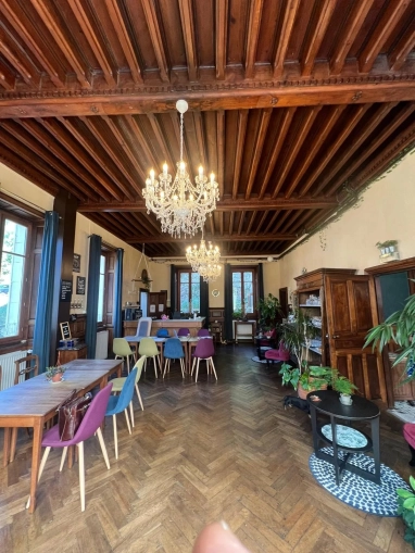 For sale in Creuse: character property with flats for sale for 450,000&euro; in Creuse, Limousin