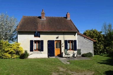 Village house with large garden near Cercy-la-Tour for sale for sale for 73,000&euro; in Nièvre, Burgundy