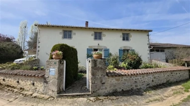 5 Bedroom(s) - 0 m² land for sale in Haute-Vienne, Limousin, France - FrenchPropertyPortal.com Exceptional 5 Bedroom Family Home for Sale - Nouic 87 for sale for 233,200€ in Haute-Vienne, Limousin