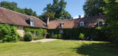 Near Le Blanc, Indre, a house on the castle estate. for sale for 212,000&euro; in Indre, Centre
