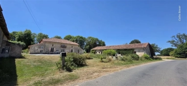 For Sale - Rural Masterpiece with Gites and Pool – Alloue 16 for sale for 445,000&euro; in Charente, Poitou-Charentes
