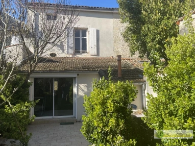 2 Bedroom(s) - 376m² land for sale in Charente, Poitou-Charentes, France - FrenchPropertyPortal.com for sale for 59,000€ in Charente, Poitou-Charentes