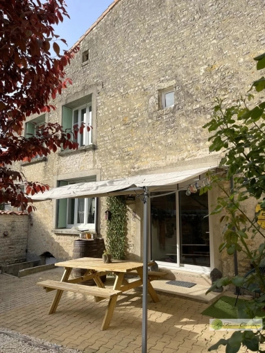  for sale for 129,000&euro; in Charente, Poitou-Charentes