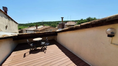 Fab 2 double bedroom village house with south facing roof terrace for sale for 160,000€ in Hérault, Languedoc-Roussillon