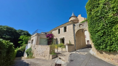 Exceptional Renovated Village House with Terrace & Views – Margon, Near Pézenas for sale for 395,000&euro; in Hérault, Languedoc-Roussillon
