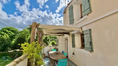Detached 2 Bedroom Village House with Terrace Near Pézenas for sale for 160,000&euro; in Hérault, Languedoc-Roussillon