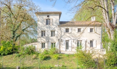 Condom, Gers, Midi-Pyrenees for sale for 298,000&euro; in Gers, Midi-Pyrénées
