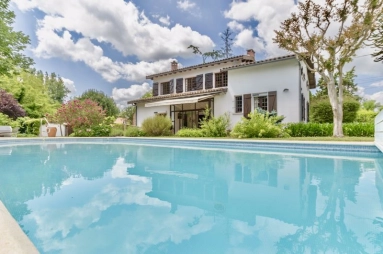 Reynies, Tarn-et-Garonne, Midi-Pyrenees for sale for 360,000&euro; in Tarn-et-Garonne, Midi-Pyrénées
