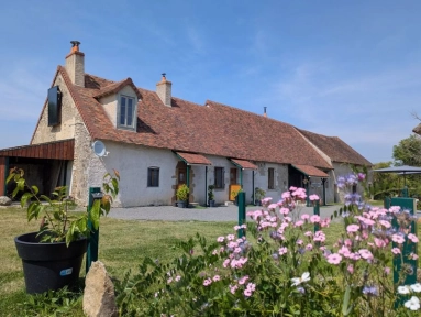 4 Bedroom(s) - 4 Bathroom(s) - 15,890m² land for sale in Vienne, Poitou-Charentes, France - FrenchPropertyPortal.com Brigeuil-le-Chantre, Vienne, Nouvelle Aquitaine for sale for 288,900€ in Vienne, Poitou-Charentes