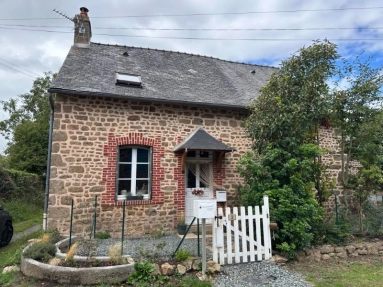 Lassay-les-Chateaux, Mayenne, Pays-de-la-Loire for sale for 102,500&euro; in Mayenne, Pays-de-la-Loire