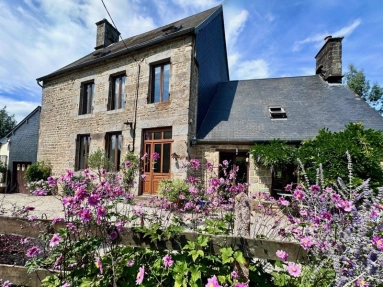 Sourdeval, Manche, Normandy for sale for 224,000&euro; in Manche, Normandy