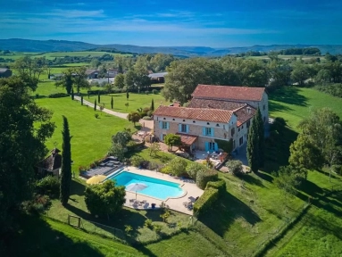 5 Bedroom(s) - 5 Bathroom(s) - 42,108m² land for sale in Tarn, Midi-Pyrénées, France - FrenchPropertyPortal.com Cordes-sur-Ciel, Tarn, Midi-Pyrenees for sale for 695,000€ in Tarn, Midi-Pyrénées