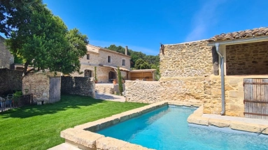 Uzes, Gard, Languedoc for sale for 1,295,000&euro; in Gard, Languedoc-Roussillon