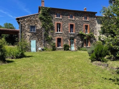 4 Bedroom(s) - 2 Bathroom(s) - 1m² land for sale in Haute-Loire, Auvergne, France - FrenchPropertyPortal.com La Vizade, Haute-Loire, Auverne for sale for 170,000€ in Haute-Loire, Auvergne