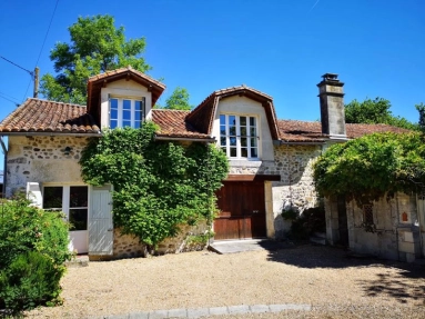 Mareuil-en-Perigourd, Dordogne, Aquitaine for sale for 295,000&euro; in Dordogne, Aquitaine