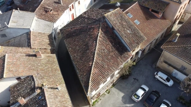 3 Bedroom(s) - 0 m² land for sale in Haut-Garonne, Midi-Pyrénées, France - FrenchPropertyPortal.com Building to be converted into apartments for sale for 70,000€ in Haut-Garonne, Midi-Pyrénées