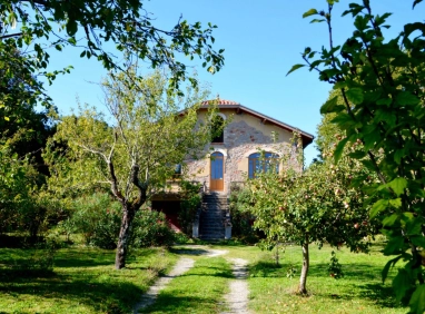 Beautiful 1940s house with large garden Revel for sale for 297,000&euro; in Haut-Garonne, Midi-Pyrénées